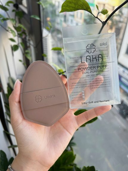 BÔNG PHI THUYỀN LAKA – TÁN MỊN, MỀM ÊM, MAKEUP CHUẨN XINH